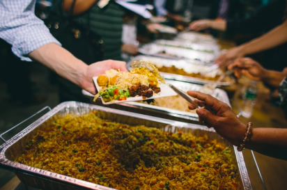Eat Offbeat delivers buffet-style hot meals to groups of 10 or more.